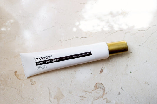 【mico】【12月下旬入荷】ホワイトニングエマルジョン