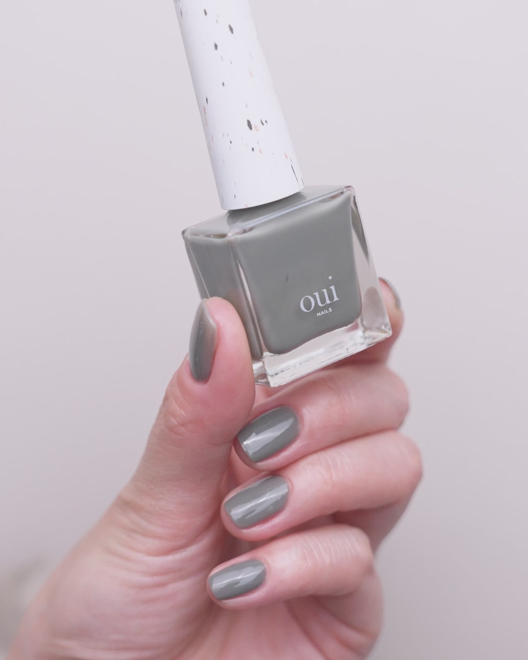 HISTORIC】oui nails シアークールシェード(ピールオフマニキュア